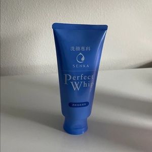Senka face cleanser